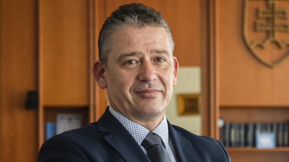 Na snímke minister vnútra SR Roman Mikulec (OĽaNO) počas rozhovoru pre Tlačovú agentúru Slovenskej republiky v Bratislave 12. júna 2020. FOTO TASR - Jaroslav Novák