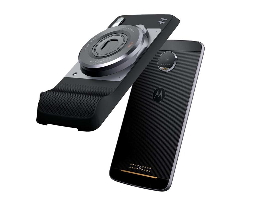 Moto Mods: Hasselblad True Zoom