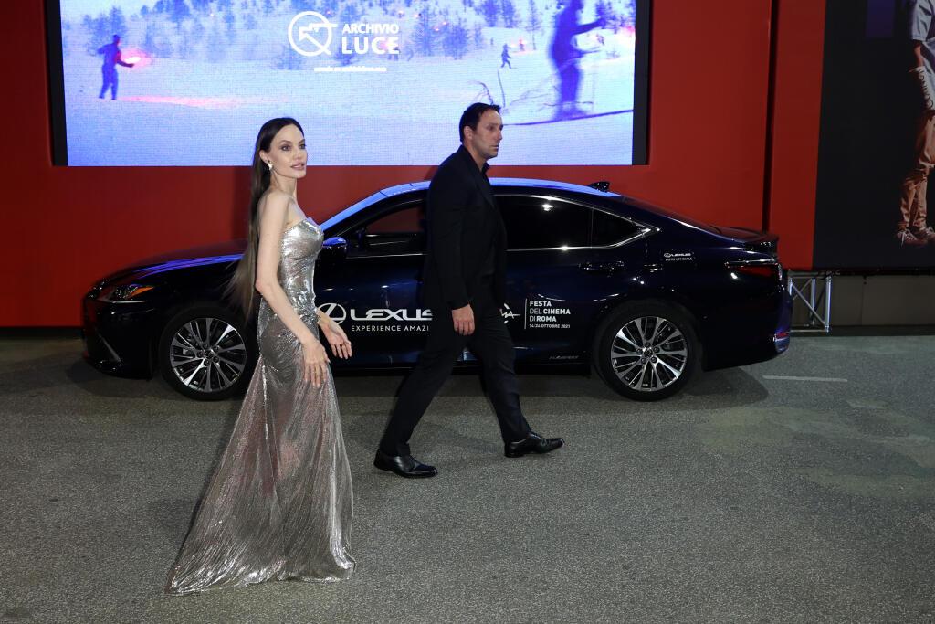 Herečka Angelina Jolie na premiére filmu Eternals v Ríme.