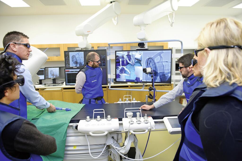 Írsko - Galway - Medtronic - Výskumné a vývojové centrum medicínskych technologií - implantácia srdcovej chlopne 
