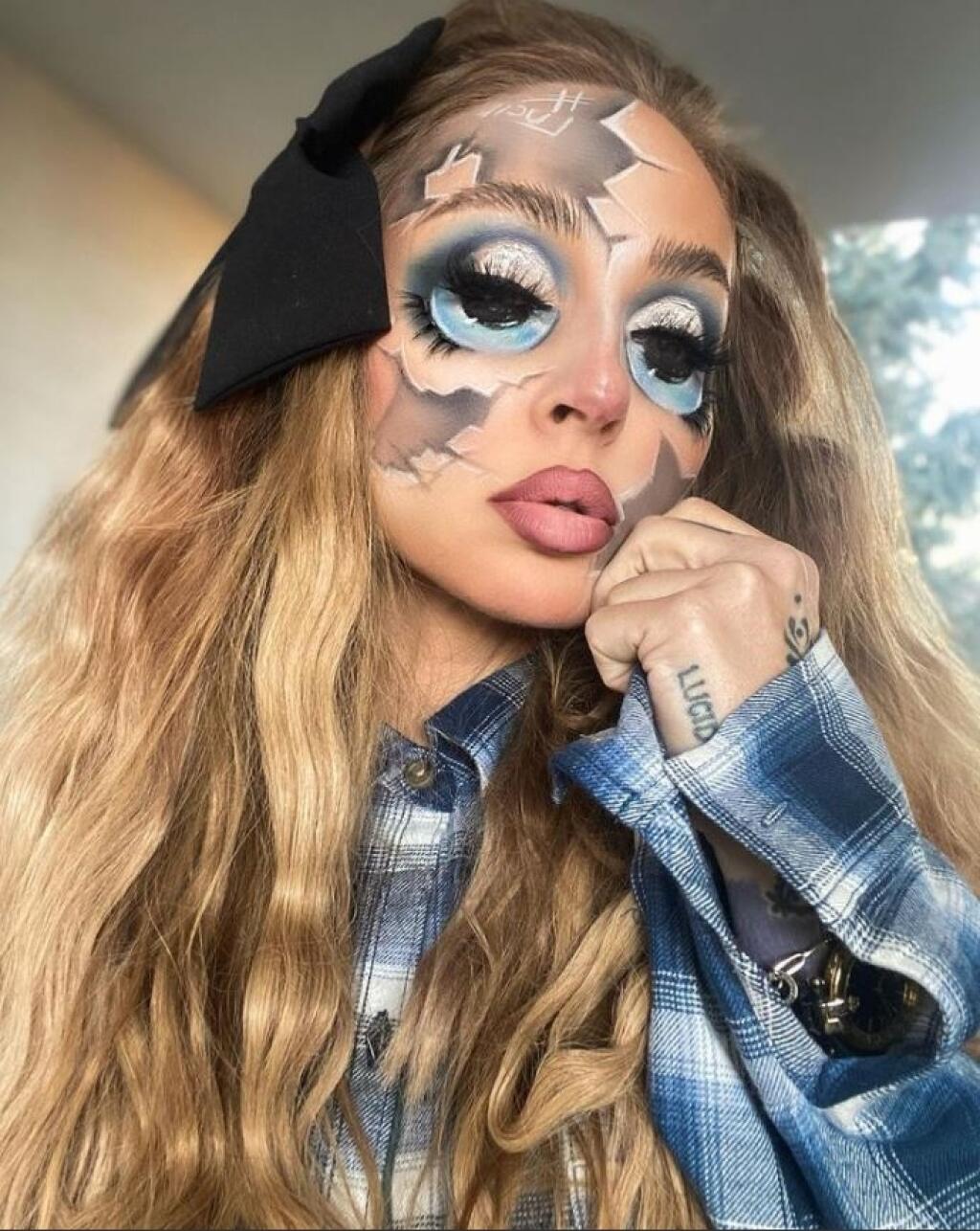 Maskami žije už roky aj známa vizážistka Lucia Lucid Sládečková (37) a opäť ukázala dokonalé líčenie.