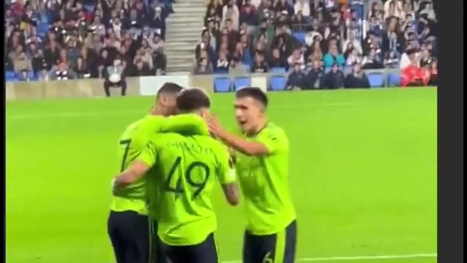 Takéto niečo tu ešte nebolo: Ronaldo dovolil osláviť mladíkovi Manchestru gól jeho spôsobom