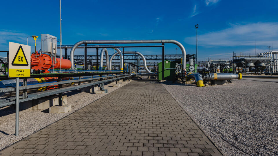 Na snímke Centrálny areál podzemného zásobníka zemného plynu Gajary.
