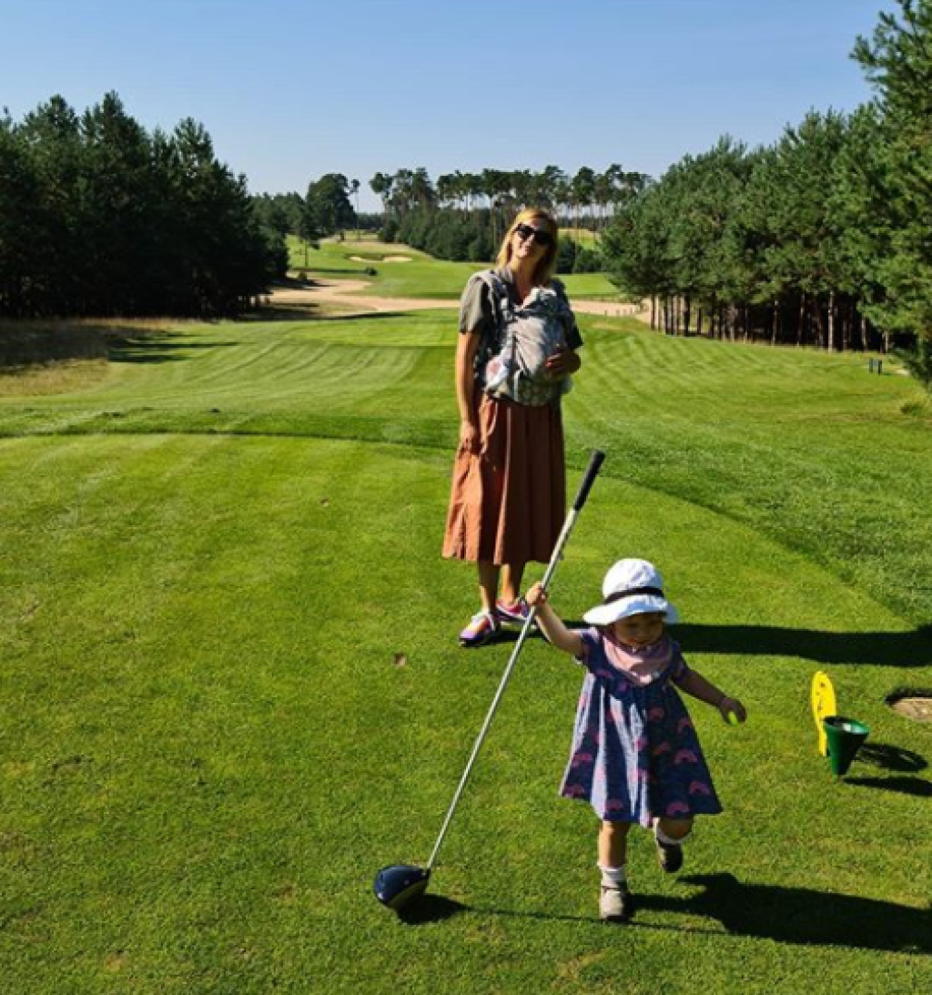 Vyzerá to tak, že aj Dorotka zbožňuje golf.