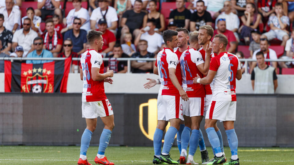 Futbalisti Slavie Praha zabojujú po jedenásty raz v novodobej histórii o účasť v skupinovej fáze Ligy majstrov. Z predchádzajúcich desiatich pokusov sa do nej dostali iba jedinýkrát.