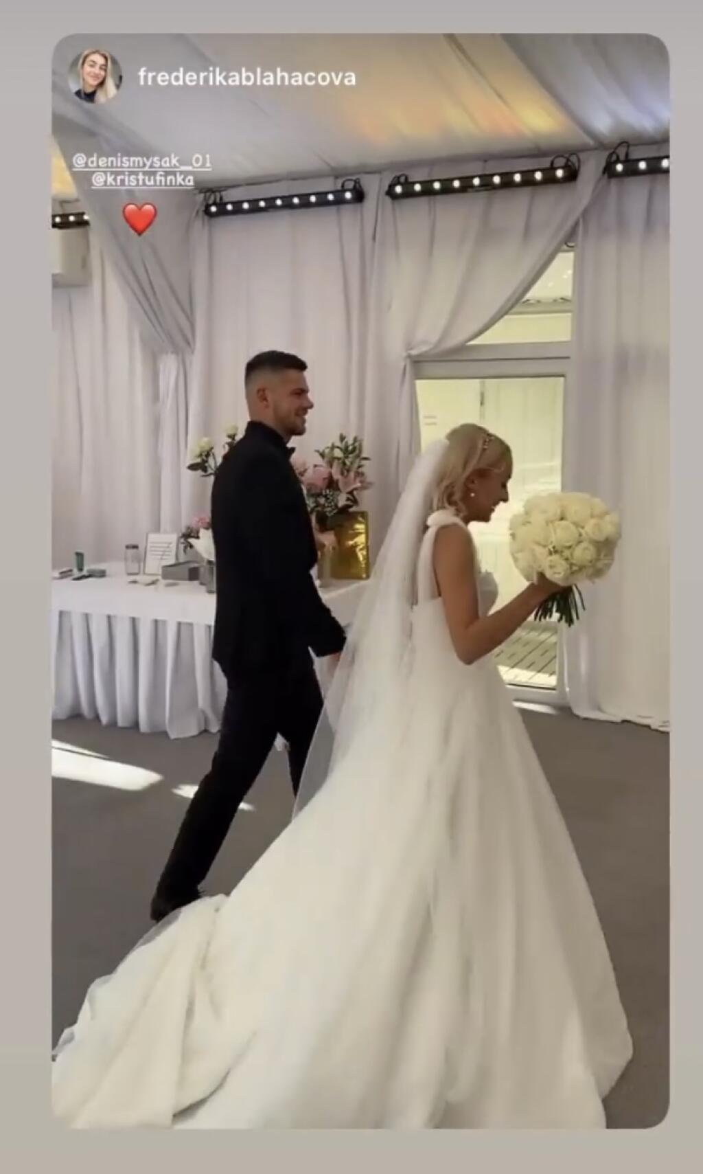 Denis Myšák po vydarenej sezóne spravil životný krok a oženil sa s krásnou priateľkou.