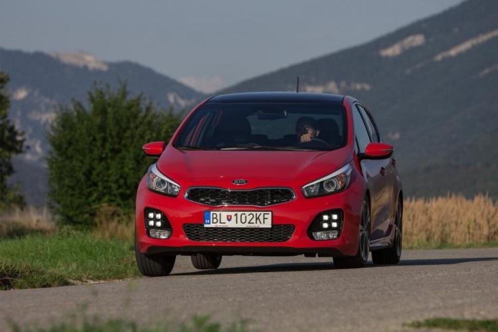 Test: Aká je Kia Cee'd po facelifte a s trojvalcom? Mohla by menej „žrať“