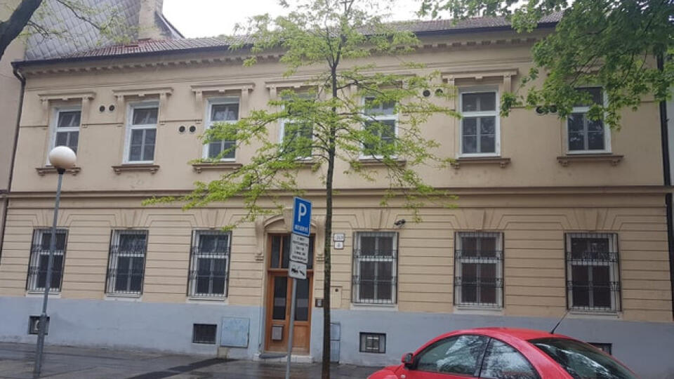 Bývalé ekonomické oddelenie čínskeho veľvyslanectva.