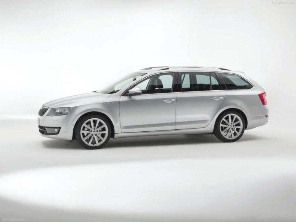4x kombi verzus Peugeot 308 SW