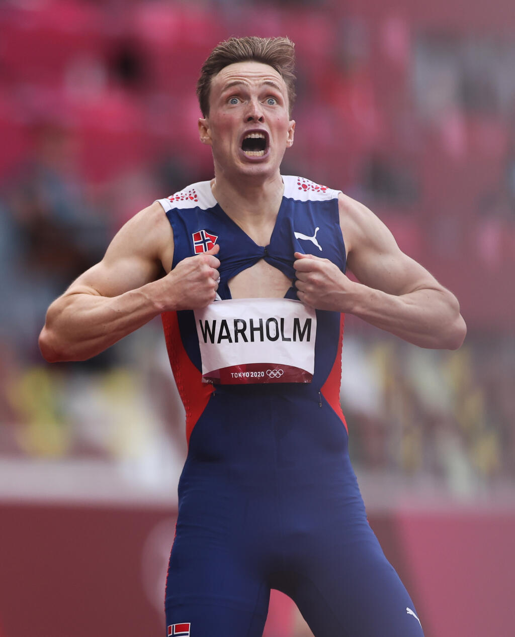 Karsten Warholm v behu na 400m cez prekážky prekonal svetový rekord a získal zlato na olympiáde v Tokiu.