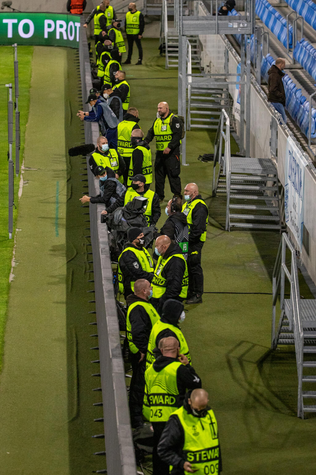 ŠK Slovan Bratislava a Lincoln Red Imps FC sa stretol v zápase Európskej konferenčnej ligy na Tehelnom poli v Bratislave.