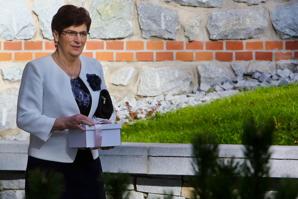 Na snimke Helena Saganova opusta rano po svadbe Grand Hotel Kempinski High Tatras.