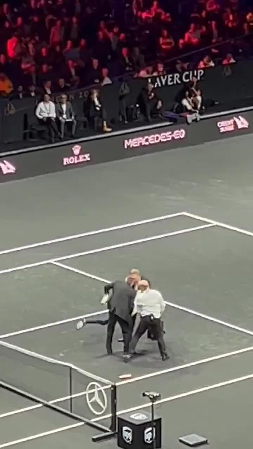 Federer nemá chvíľku pokoja! Neuveríte, čo vystrájal Roger v Amerike, ale Mirka to úplne zabila
