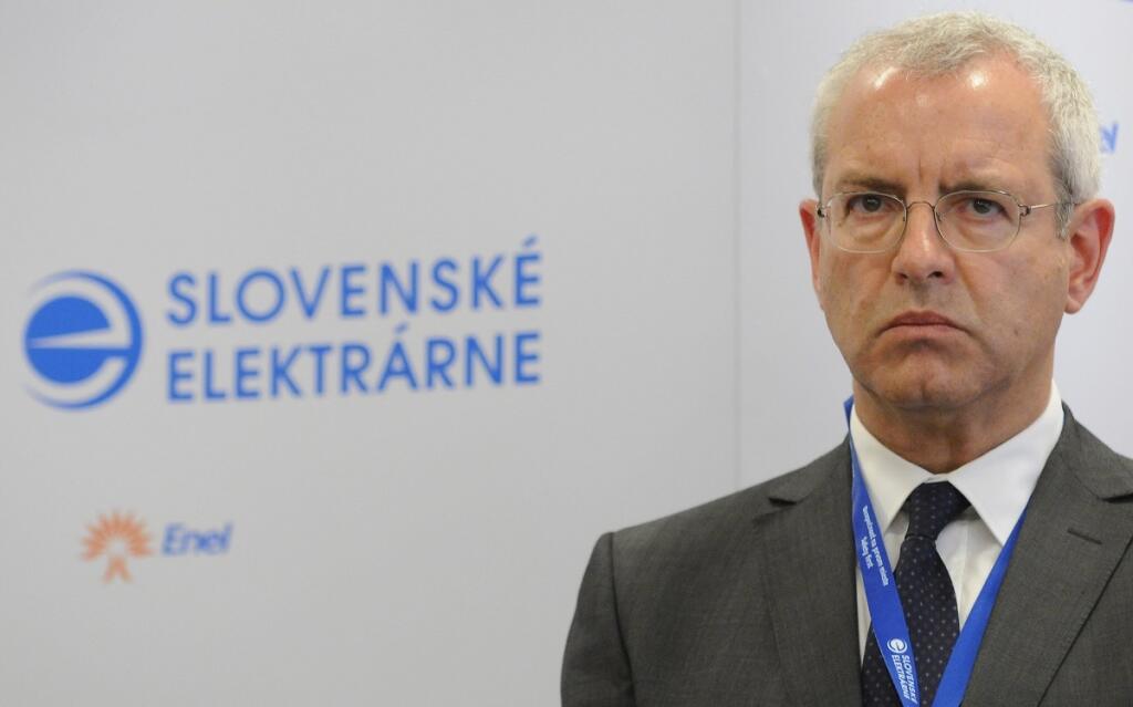 Polícia zadržala exšéfa elektrární. Dôvodom sú predražené Mochovce