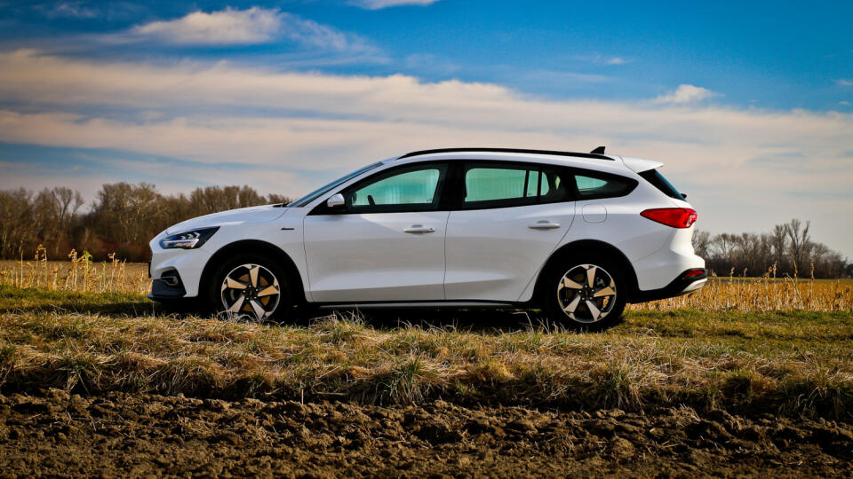 Ford Focus Active Combi 1.0 EcoBoost.