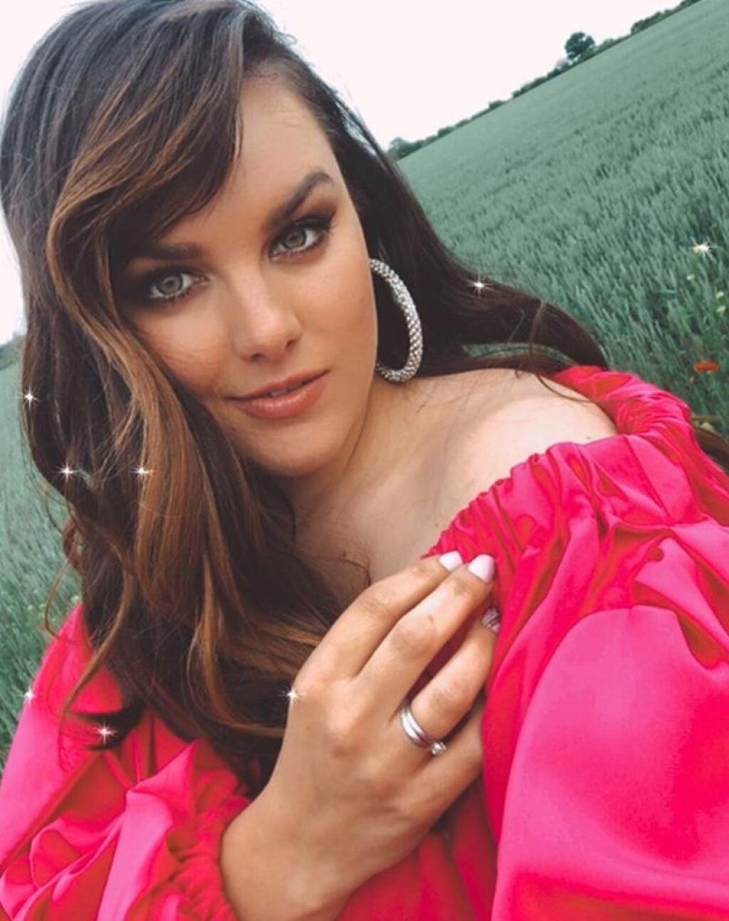 Ewa Farna