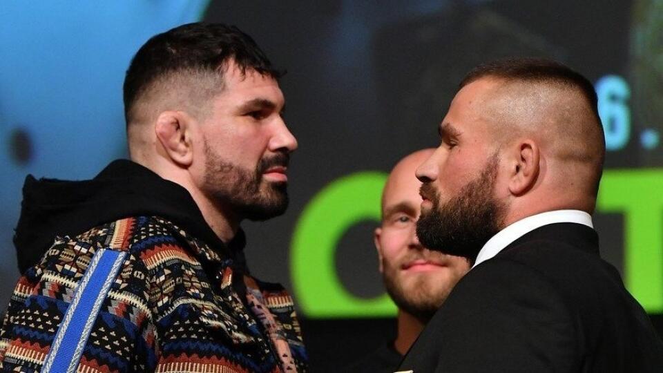 Attila Végh (vľavo) a Karlos Vémola sa stretli zoči-voči už vo februári.
