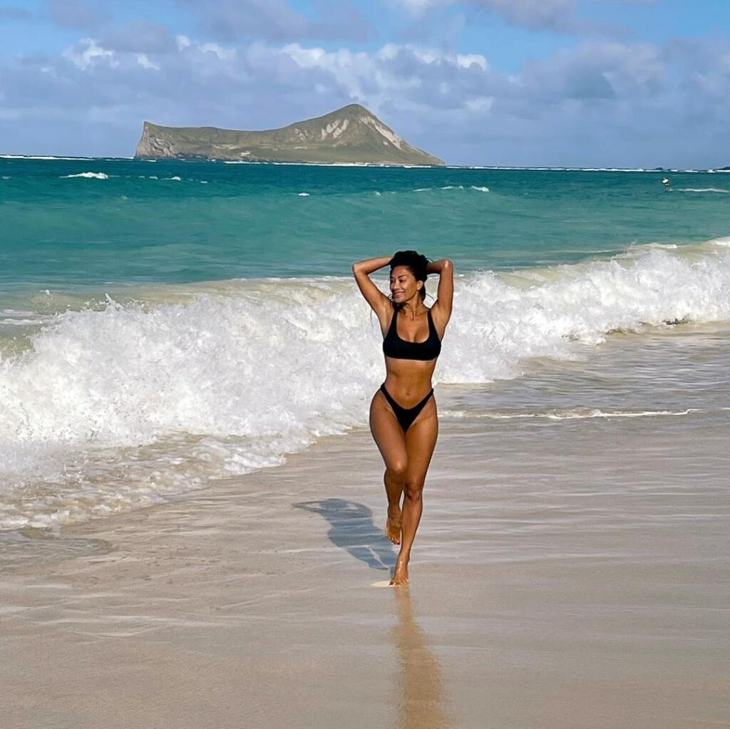 Nicole Scherzinger pred lockdownom v Británii, kde žije, najprv utiekla do USA a potom kade-tade do sveta. Počas najväčšej pandémie koronavírusu lietala azda viac než britské aerolinky a pendlovala medzi Karibikom, Portugalskom, USA, Mexikom a Gréckom.