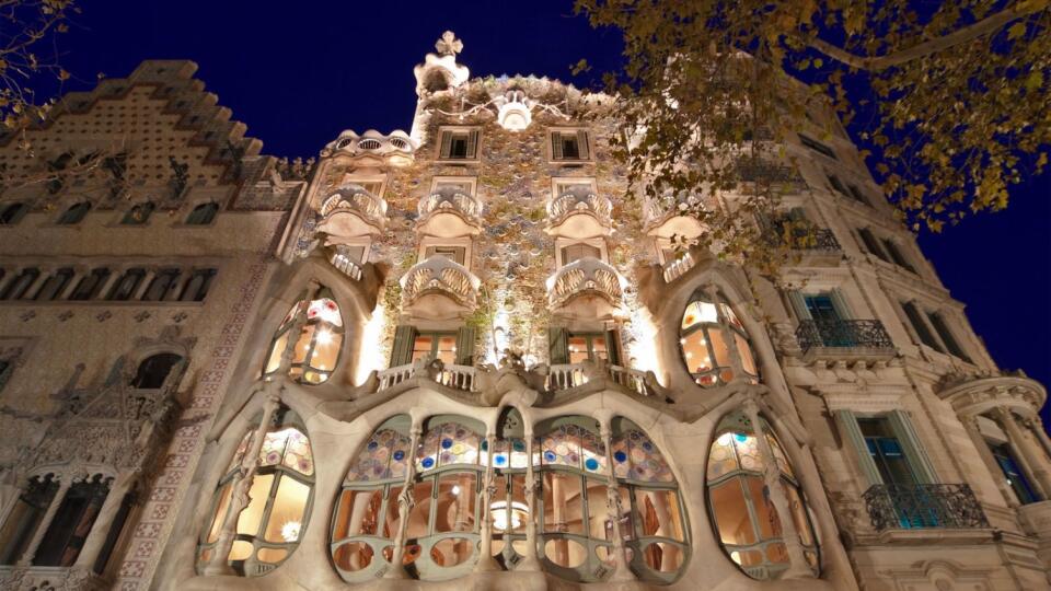 Fantastické tvary rezidencie Casa Batlló v Barcelone.