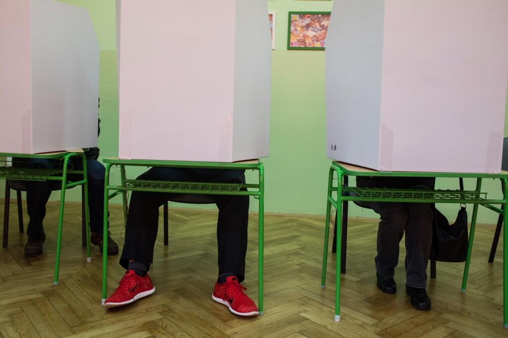 Voľby by vyhral Smer pred SaS a SNS