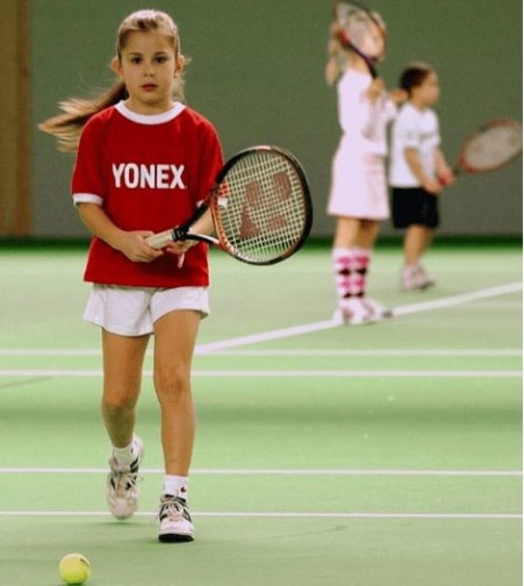 Belinda Benčičová vo svojich tenisových začiatkoch.