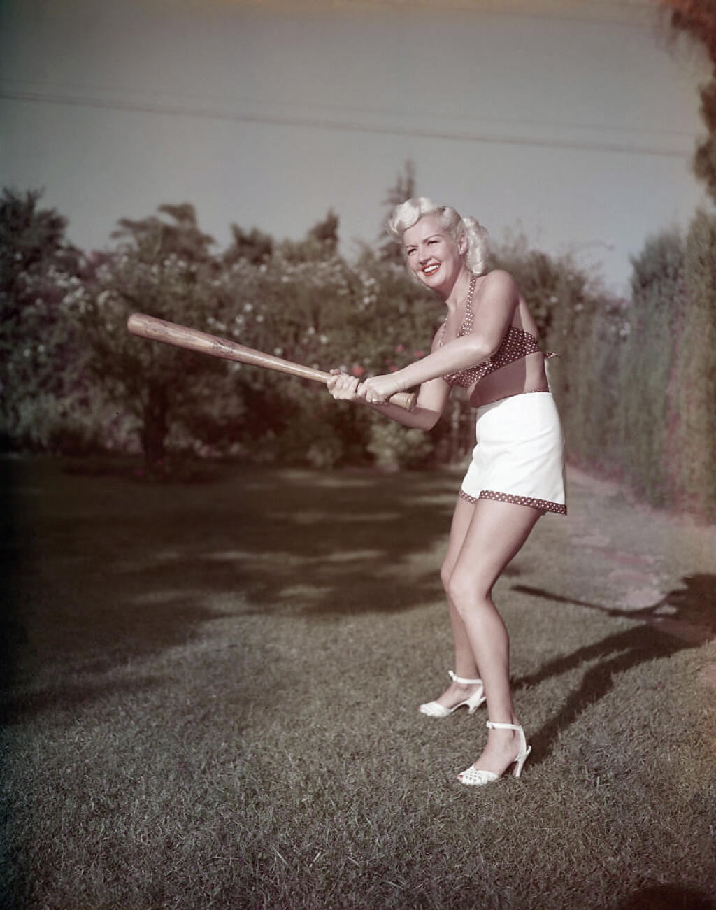 American actress Betty Grable (1916 - 1973) with a baseball bat, circa 1950. (Photo by Archive Photos/Getty Images)