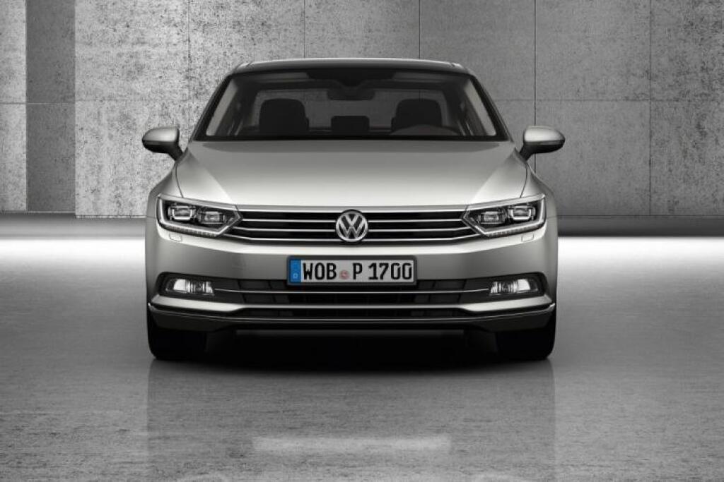 TREND test Peugeot 508 GT 2,2 HDI vs. VW Passat 2,0 TDI Highline