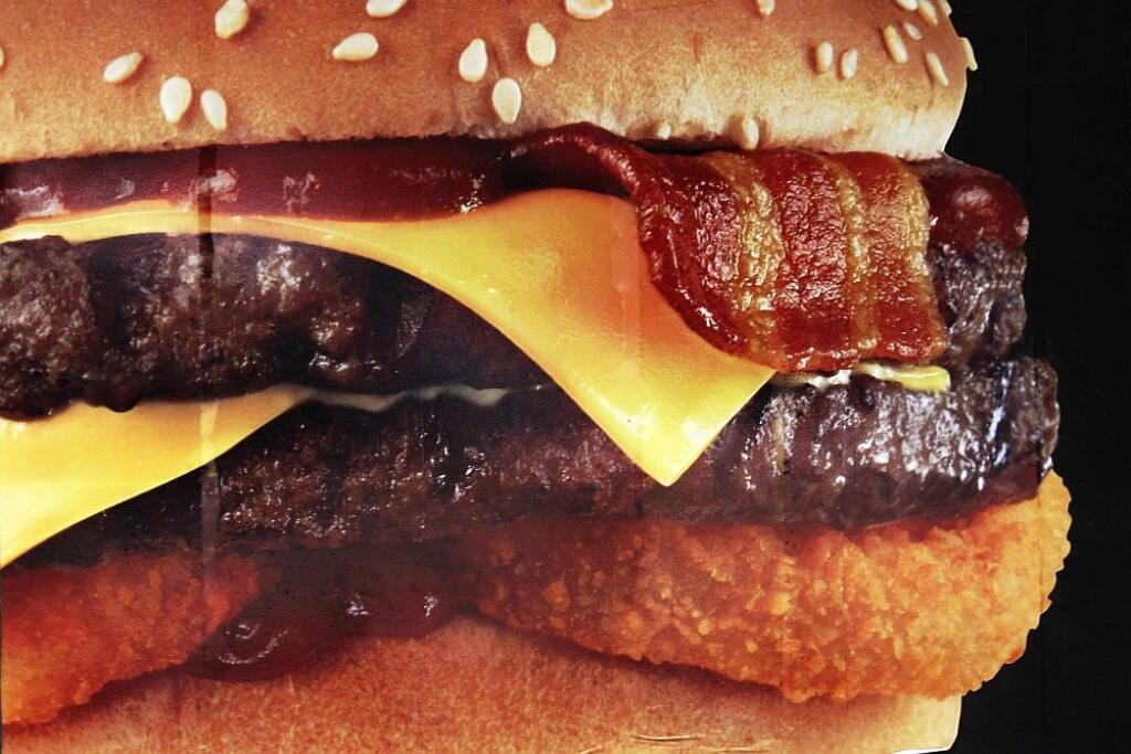 Čo robí motorový olej v hamburgeri a zemiaková kaša v zmrzline? Pozrite si top reklamné podvody