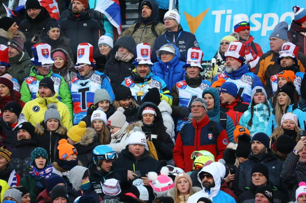 Napriek tomu si tam našlo cestu množstvo slovenských fanúšikov.