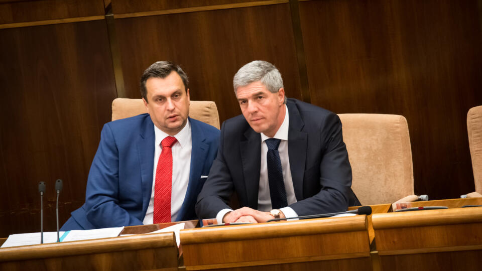 Andrej Danko a Béla Bugár patria k šéfom koaličných strán.