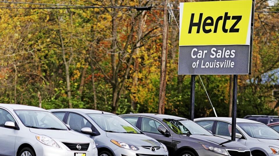 Autopožičovne americkej firmy Hertz dnes fungujú v 150 krajinách, dve sú aj na Slovensku.