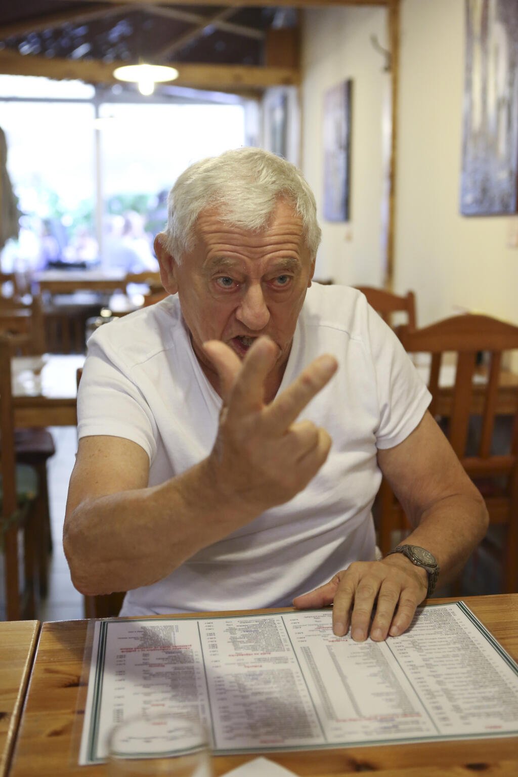 Podľa Jozefa Golonku za divoké výsledky môže aj fakt, že tento rok sú na MS hráči prevažne z európskych líg.