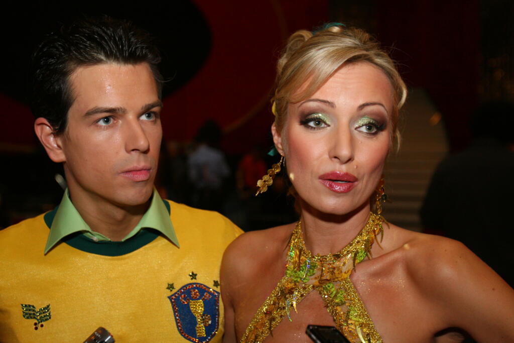 Tanečna horúčka
Matej Chren
Kateřina Brožová
5.11.2006 Bratislava
foto Jan Zemiar
pôvodný súbor:IMG_foto Jan Zemiar_4473.JPG