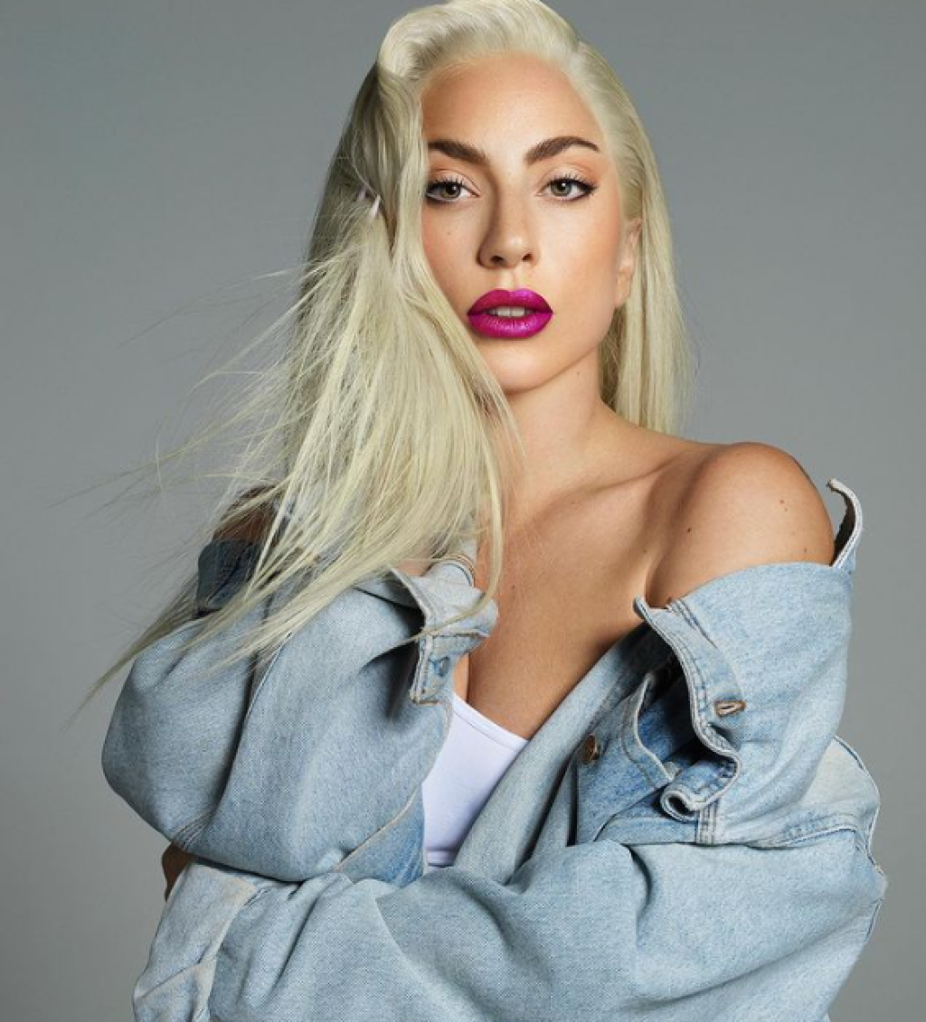 Lady Gaga je na svoje kozmetické nápady právom pyšná.