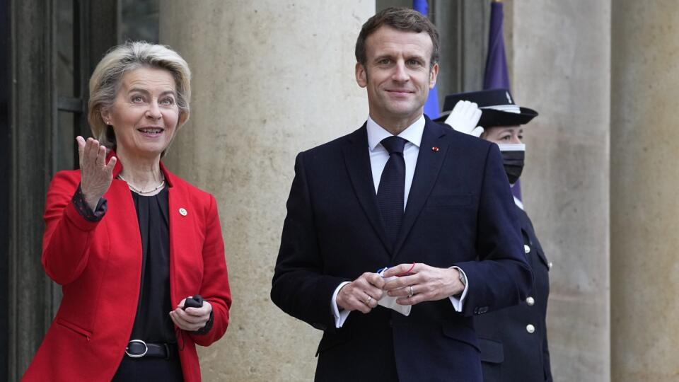 Emmanuel Macron Ursula von der Leyenová