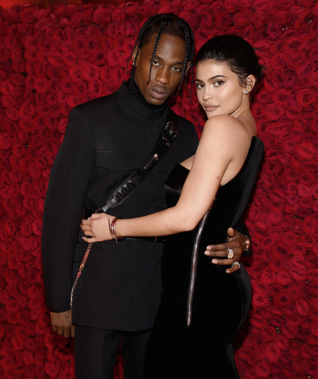 Kylie Jenner má dieťa s hudobníkom Travisom Scottom