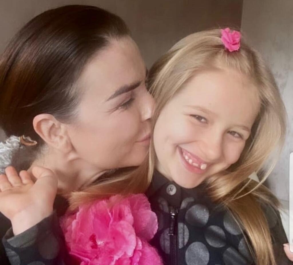 Silvia Lakatošová so svojou malou Miss, dcérkou Valentínkou.
