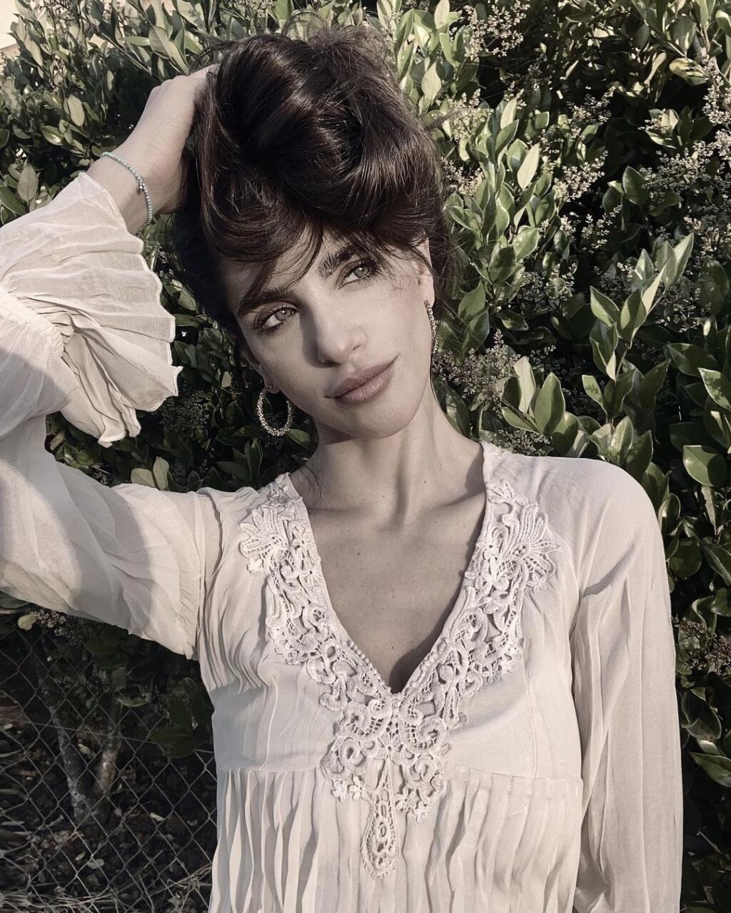 Gabriela Sari alias Gloria jednoznačne od čias Divokého anjela opeknela.