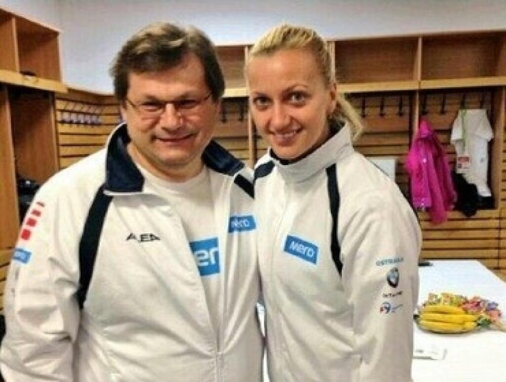 Voráčka poznajú tenisoví fanúšikovia z fedcupových zápasov, kde pôsobí ako lekár.