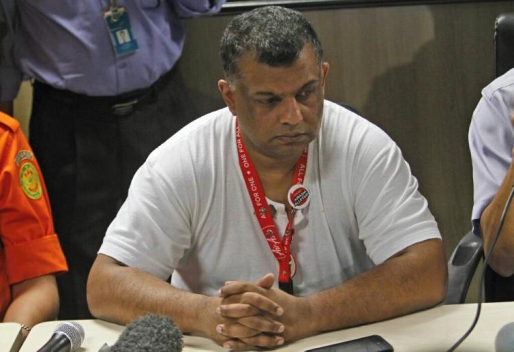 Nad Borneom zmizlo lietadlo AirAsia so 162 ľuďmi na palube