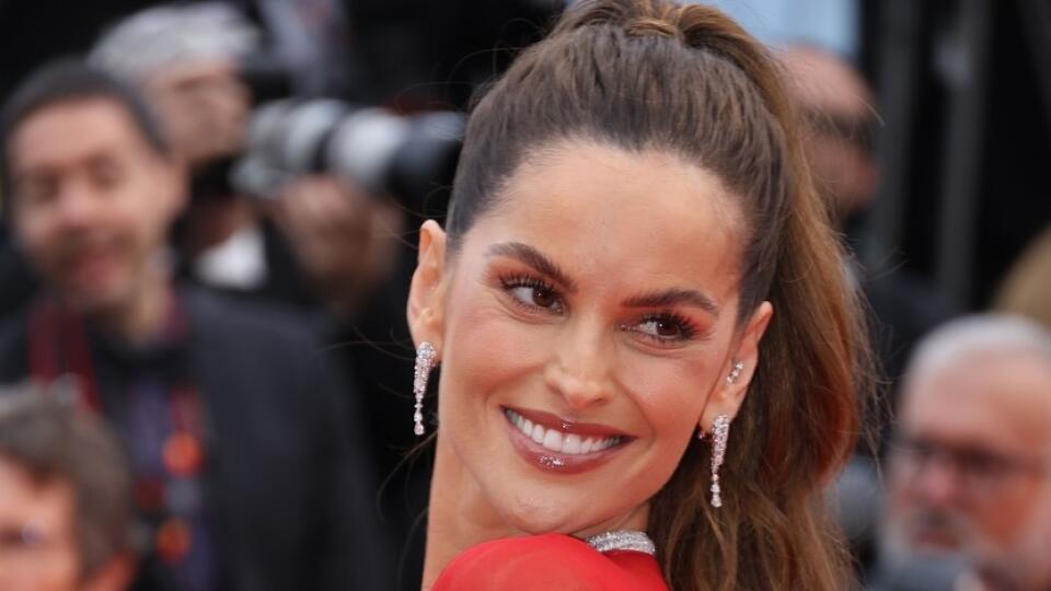 Izabel Goulart