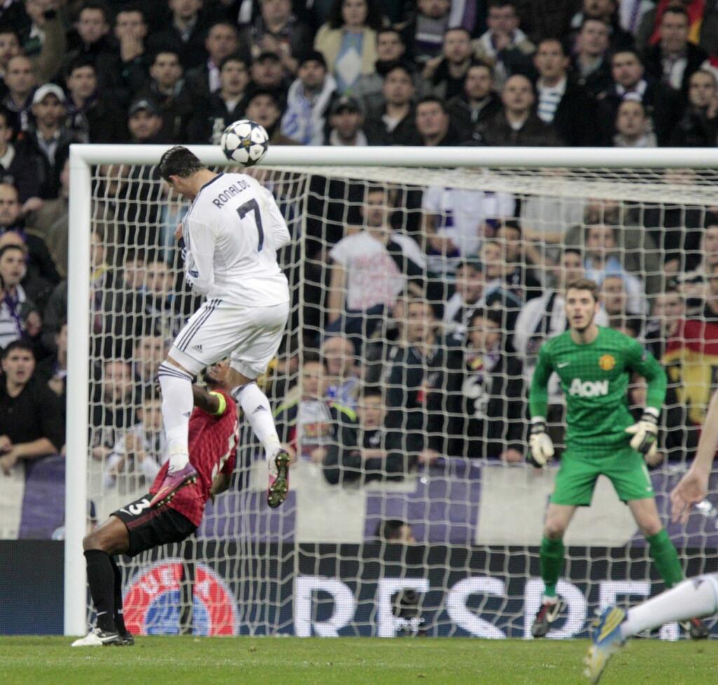 Na hodinkách je vygravírovaný tento gól, ktorý Ronaldo strelil Manchestru United v roku 2013 v rámci osemfinále Ligy majstrov.
