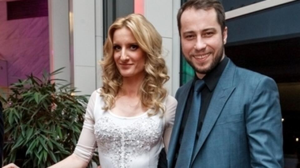 Peter Modrovský a Adela Banášová.