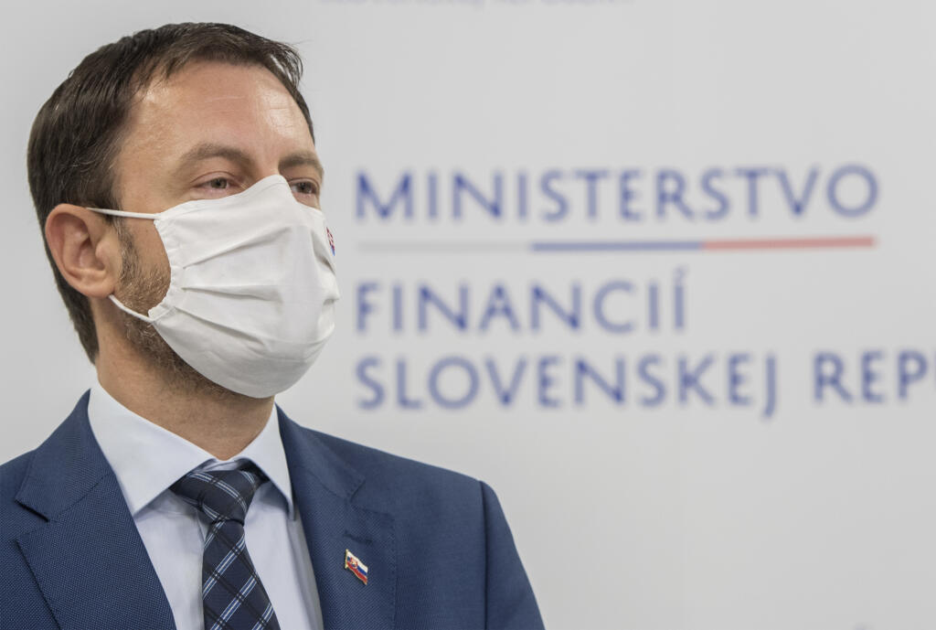Na snímke podpredseda vlády a minister financií SR Eduard Heger počas tlačovej konferencie na tému: Akcia 