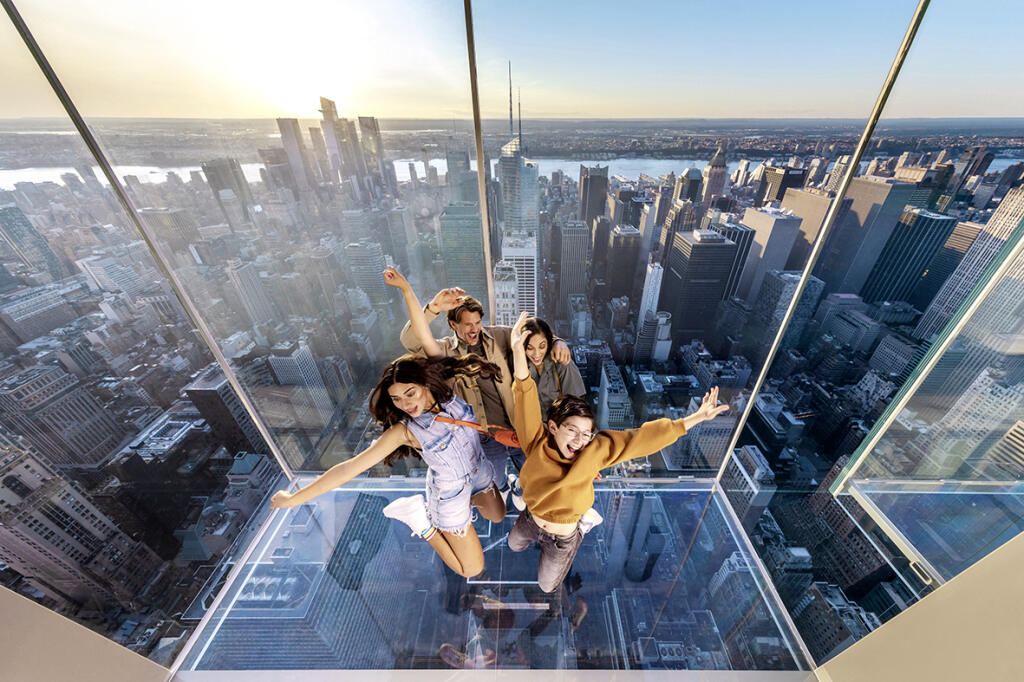 Amazing glass bottom viewing platforms and elevators a New York skyscraper not for the faint hearted