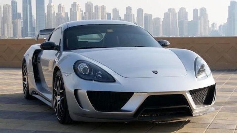 Porsche Cayman S z Dubaja