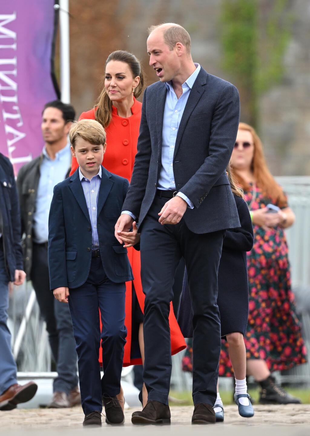Princezná Charlotte a princ George počas svojho prvého oficiálneho podujatia mimo Londýna v Cardiffe.