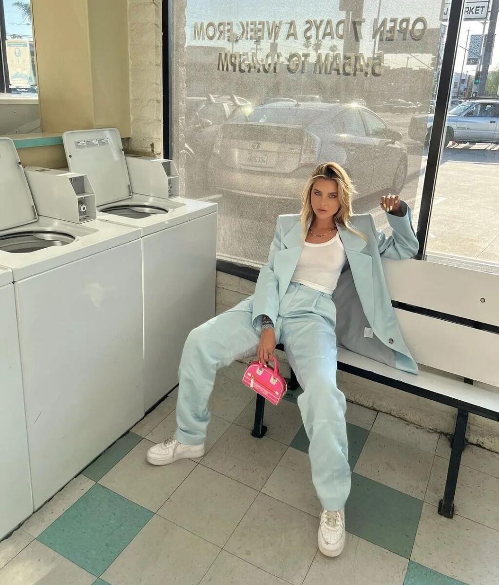 Ktorý oufit sa vám páči najviac?