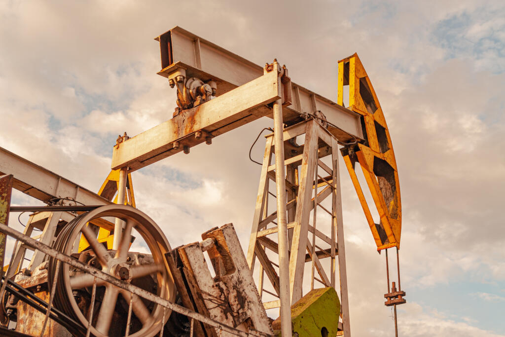 Oil,Pump,Rig.,Oil,And,Gas,Production.,Oilfield,Site.,Pump