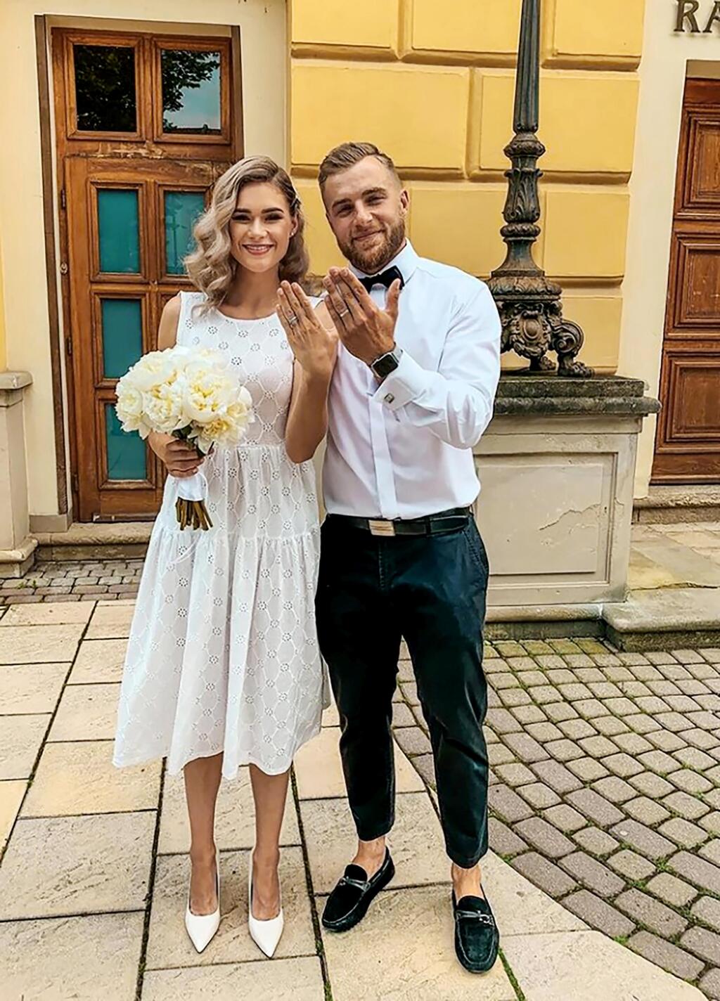 UŽ SÚ SVOJI Dvojicu nezastavila ani pandémia a sľúbili si vernosť.
